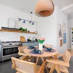 Marszalkowska Metro Politechnika By P&o Serviced Apartment Warsaw