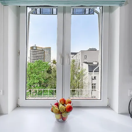 Marszalkowska Metro Politechnika By P&o Serviced Apartment *