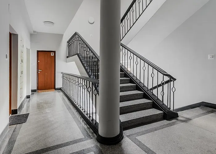 Marszalkowska Metro Politechnika By P&o Serviced Апартаменты *