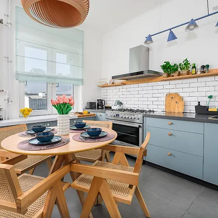 Marszalkowska Metro Politechnika By P&o Serviced *