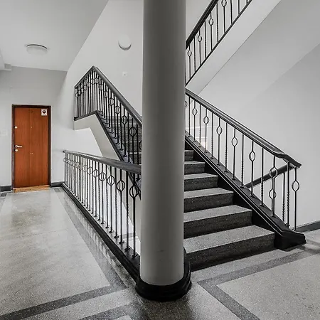 Marszalkowska Metro Politechnika By P&o Serviced Appartamento *